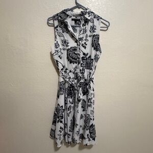 Banana Republic Womens Floral Sleeveless Shirt Dress Navy White Size 2 Belted